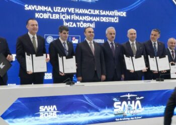 Bakan Kacır: KOBİ'lerimiz için kredi destek tutarını 20 milyondan 30 milyona çıkarıyoruz