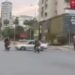 Otomobil ile 2 motosikletin çarpıştığı kaza kask kamerasında