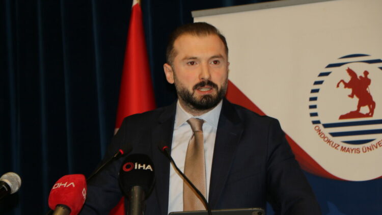 YÖK Genel Sekreteri Aksoy: İdeolojiler gözünüzü kör etmesin