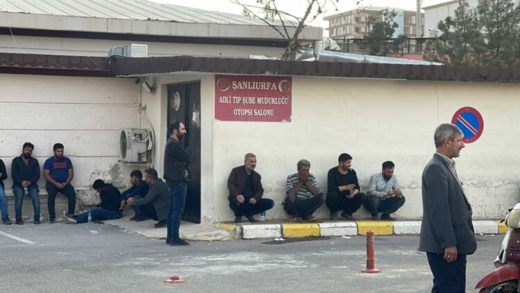 2'si kardeş 3 kişinin öldüğü silahlı kavga, arazi anlaşmazlığından çıkmış