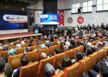 Bakan Tekin: Asıl mesele çocuğun iç bütünlüğünü koruyabilecek tedbirler almak