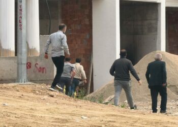 İnşaat işçileri arasında sopalı-yumruklu kavga; 5 yaralı