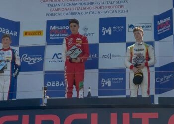 Alp Hasan Aksoy, Misano’daki Formula sahnesinde İstiklal Marşı'nı dinletti