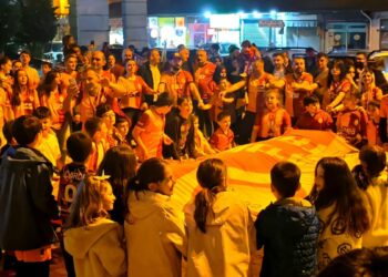 Artvin'de Galatasaray'ın şampiyonluğu horonlarla kutlandı