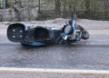 Otomobille çarpışan motosikletin sürücüsü hayatını kaybetti