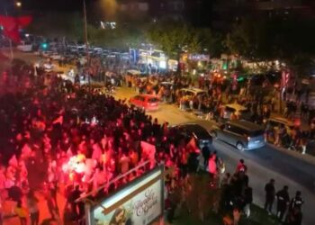 Galatasaray'ın şampiyonluğu Bursa'da coşkuyla kutlandı