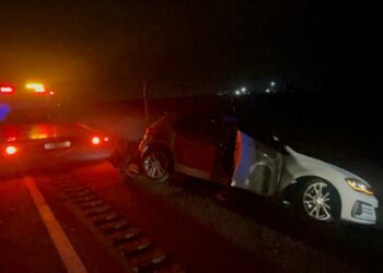 Kayseri'de iki otomobil çarpıştı; anne ve oğlu yaralandı