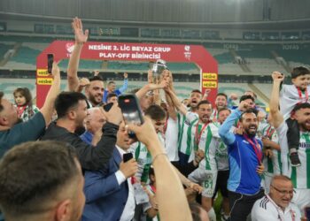 Muğlaspor penaltılarla 1'inci Lig'e yükseldi