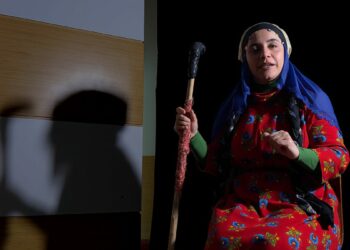 Kadın meddahtan görme engelli öğrencilere eğitim