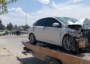 Gaziantep’te TIR ile otomobil çarpıştı: 1 ölü, 4 yaralı