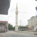 Tavanında çökmeler olan caminin yıkımı yapıldı, geriye sadece minaresi kaldı