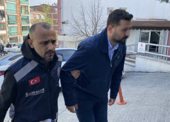 Samsun'da rüşvet operasyonu; 4’ü doktor 18 gözaltı