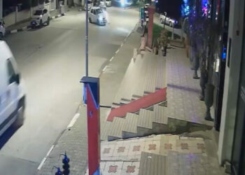 Tokat’ta 2 otomobilin çarpıştığı kaza kamerada