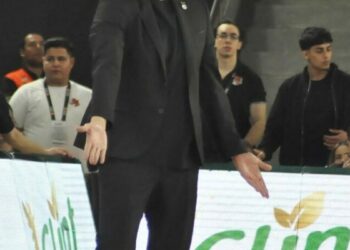 Manisa Basket'te Serhan Kavut mutlu