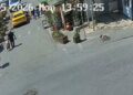 Şişli’de 79 yaşındaki kadın geri manevra yapan taksinin altında kaldı; yardımına çevredekiler koştu