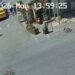 Şişli’de 79 yaşındaki kadın geri manevra yapan taksinin altında kaldı; yardımına çevredekiler koştu