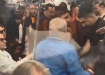Sarıyer'de metroda küfürlü tezahürat kavgasına oklavayla müdahale; 2 şüpheli yakalandı