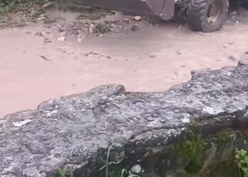 Karabük’te sağanak etkili oldu; mahsur kalan 3 kişi kurtarıldı