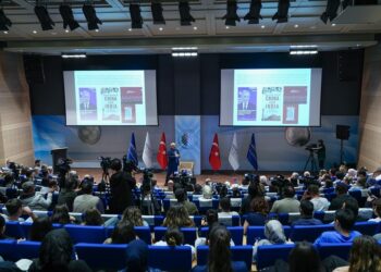 Medipol'de tarih konuşmaları serisi başladı