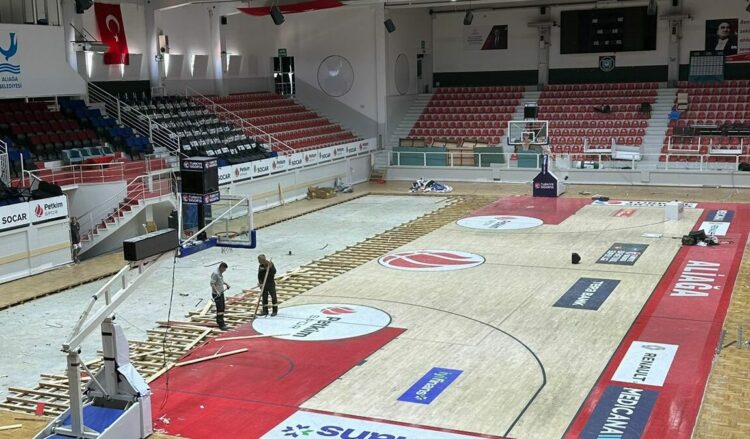 Petkimspor'un salonu bakıma girdi