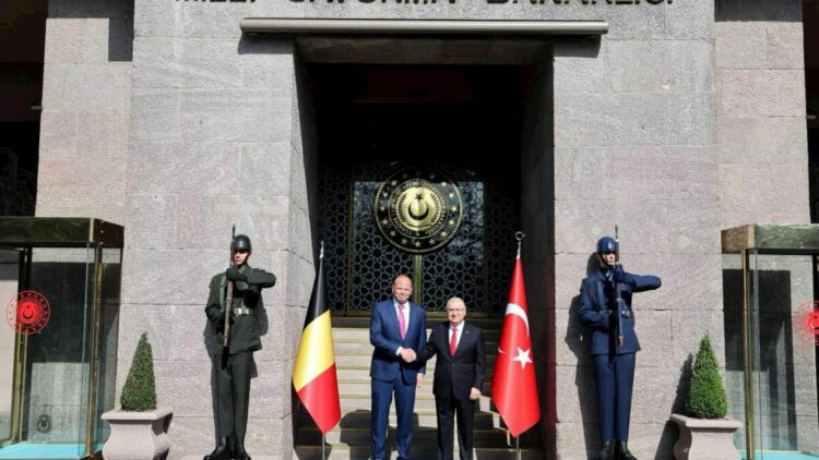 Bakan Güler, Belçikalı mevkidaşı Francken ile görüştü