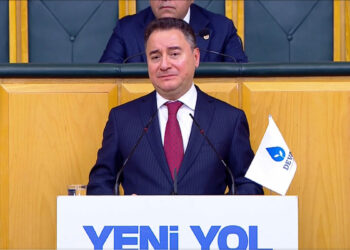 Babacan: Siyasette kalite çok düştü