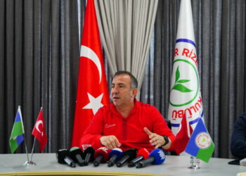 Çaykur Rizespor Teknik Direktörü Uçar: Ligi 8'inci sırada bitirme arzumuz, motivasyonumuz devam ediyor