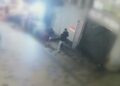 Beyoğlu’nda bankta uyuyan adamın cep telefonunu çalan yankesici suçüstü yakalandı