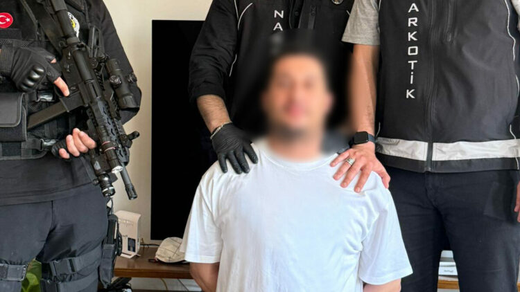 Difüzyon mesajı ile aranan şüpheli Şişli'de yakalandı