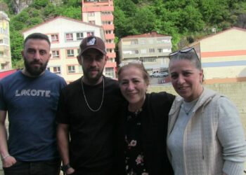 Dereye düşen Eslem’i kurtaranlar canlarını hiçe saymış
