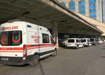 Pansiyonda rahatsızlanan 16 öğrenci hastaneye kaldırıldı