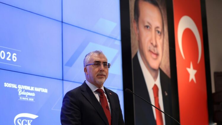 Bakan Işıkhan: Dünyanın gıptayla takip ettiği sosyal güvenlik sistemimiz var