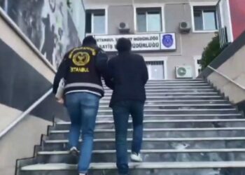 İstanbul merkezli 5 ilde 'change' araç operasyonu; 24 gözaltı, 40 araç ele geçirildi
