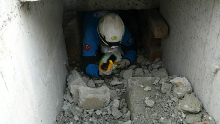 UMKE'den deprem tatbikatı; 8 kişi enkazdan çıkarıldı