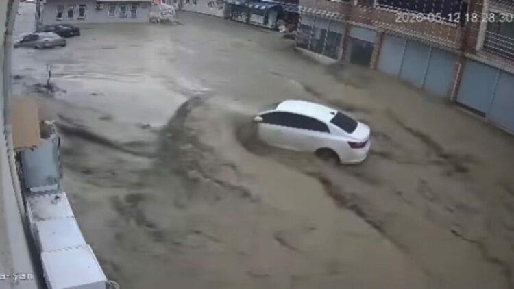 Samsun Havza’daki selin ilk anları kamerada