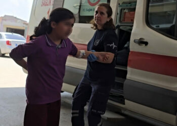 'İndirimli' çiğ köfte yiyen 28 öğrenci hastanelik oldu