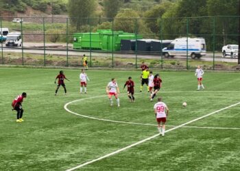 Yüksekova Spor Kadın Futbol Takımı evinde kazandı: 3-1