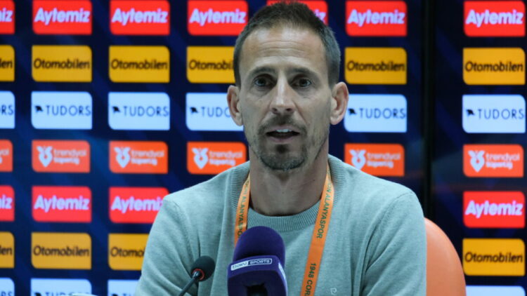 Corendon Alanyaspor’da Pereira ile devam kararı