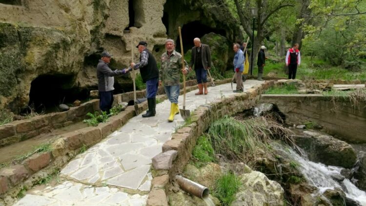 Erdemli Vadisi’nde selin zarar verdiği alanlara ‘imece’ usulü tadilat