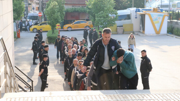 Eskişehir merkezli yasa dışı bahis soruşturmasında 24 tutuklama