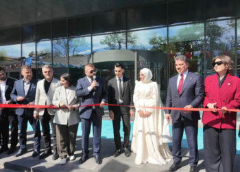 Hadımköy Nikah Sarayı açıldı; kurdeleyi gelin ve damat kesti