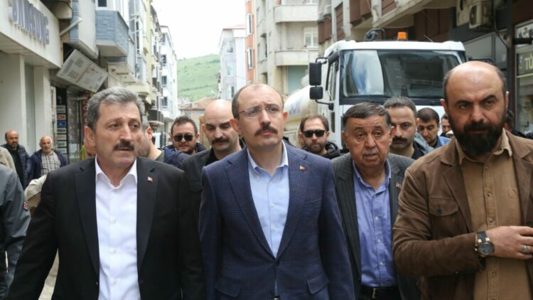 Havza'daki sel felaketinde 70 konut ile 385 iş yeri zarar gördü