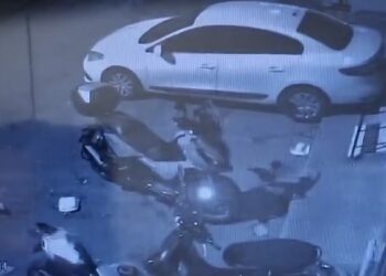 Beyoğlu’nda tartıştığı kişinin motosikletini kundakladı 4 motosiklet yandı: 'Gereksiz yere gaza bastı tartıştık'