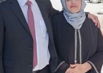 Oğulları tarafından öldürülen veteriner çift, toprağa verildi