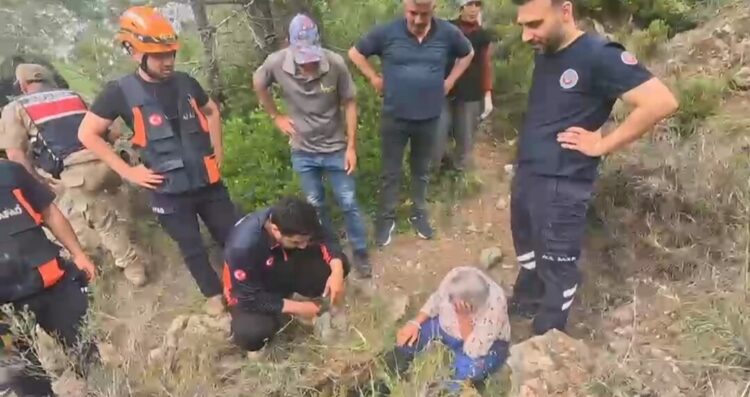 Kekik toplarken yüksekten düşen kadın kurtarıldı