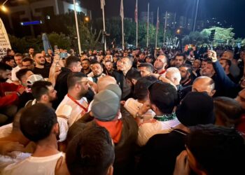 Antalyaspor küme düştü, taraftarlar başkana tepki gösterdi