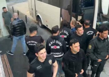 İBB'ye ihale operasyonu; şüpheliler sağlık kontrolünden geçirildi