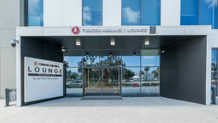 THY, Antalya Havalimanı’nda özel yolcu salonu açtı