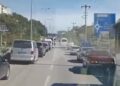 Ambulansa fermuar sistemiyle yol verdiler