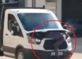 Arızayı tespit etmek için seyir halindeki kamyonetin motor kısmına yattı